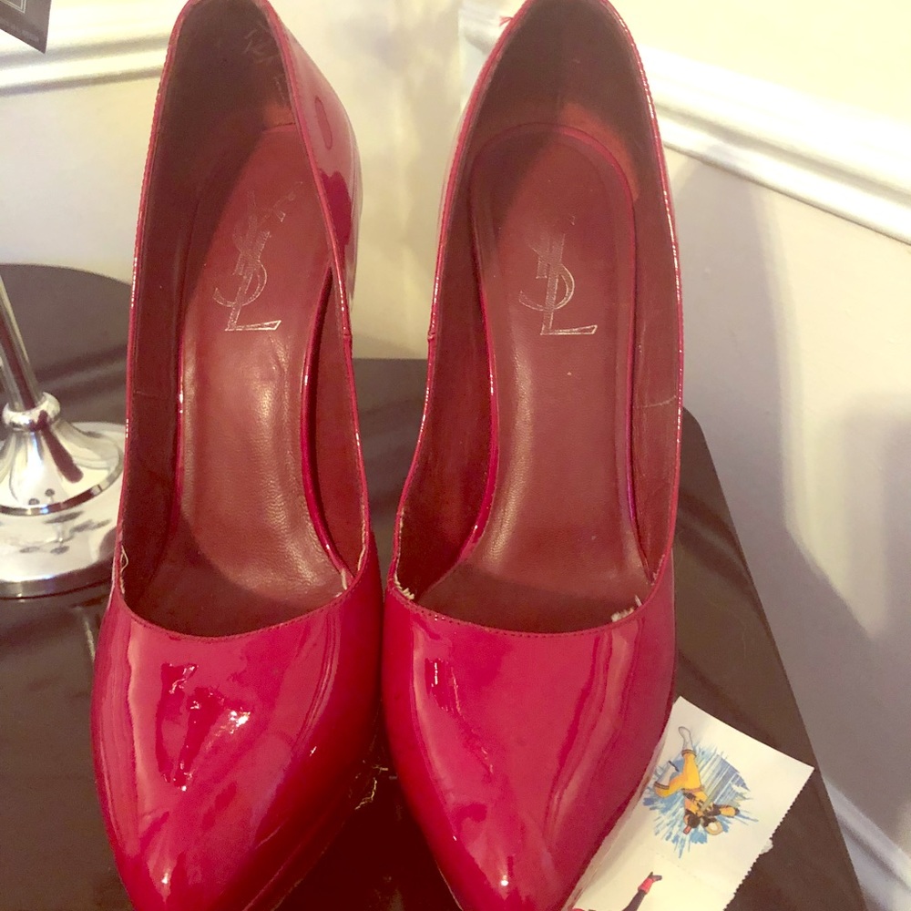 YSL Patent leather shoes